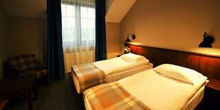 Отель Hotel Biesiada Люблин Двухместный номер с 2 отдельными кроватями-4